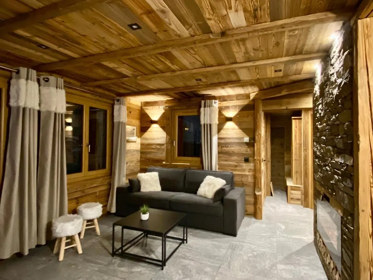 Chalet Les Cocales Residence Sejour Et Nuitees B&B - Appartement Pin Cembro Bessans
