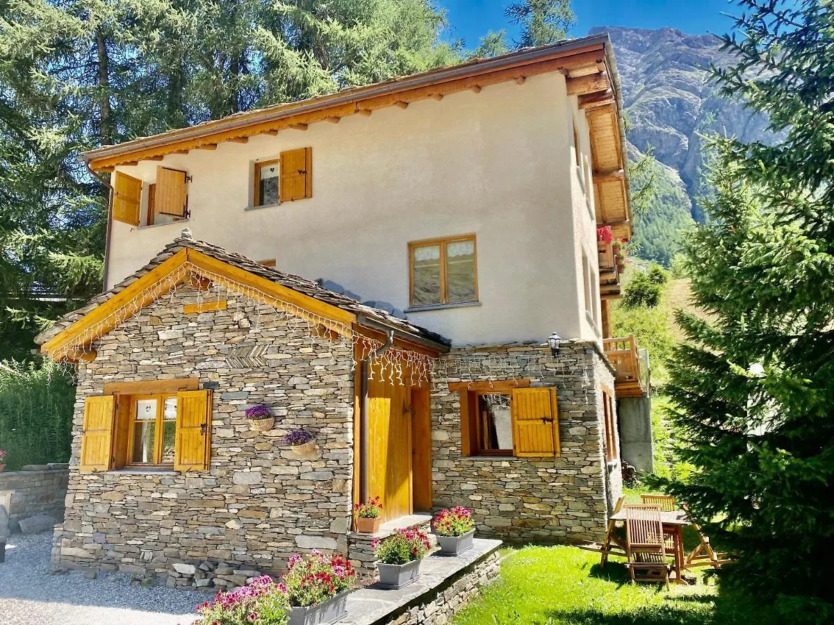Chalet Les Cocales Residence Sejour Et Nuitees B&B - Appartement Pin Cembro Bessans Apartment
