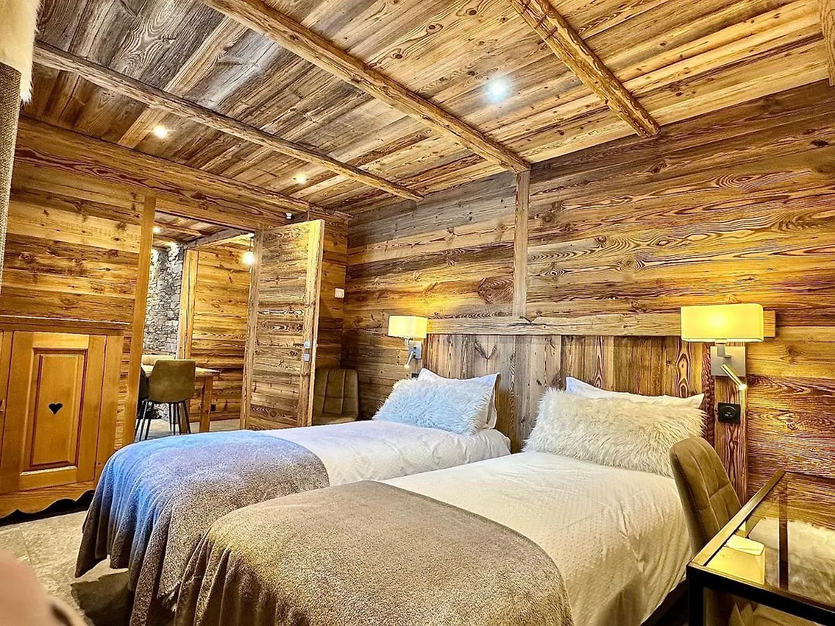 Apartment Chalet Les Cocales Residence Sejour Et Nuitees B&B - Appartement Pin Cembro Bessans