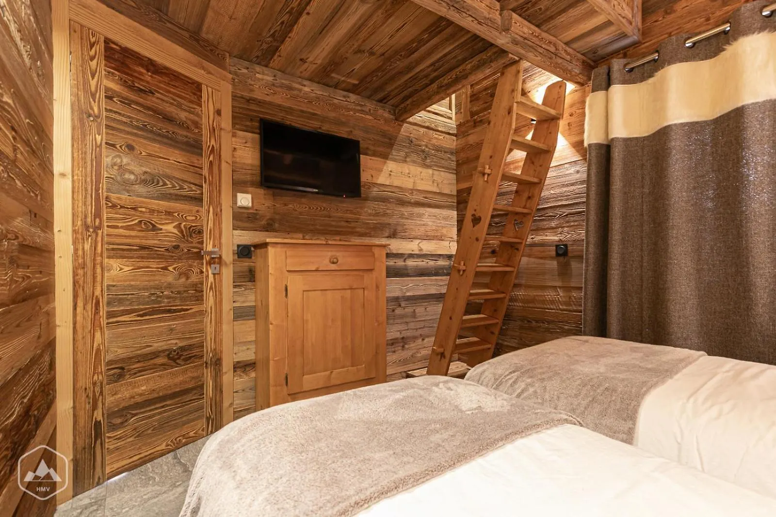 Apartment Chalet Les Cocales Residence Sejour Et Nuitees B&B - Appartement Pin Cembro Bessans