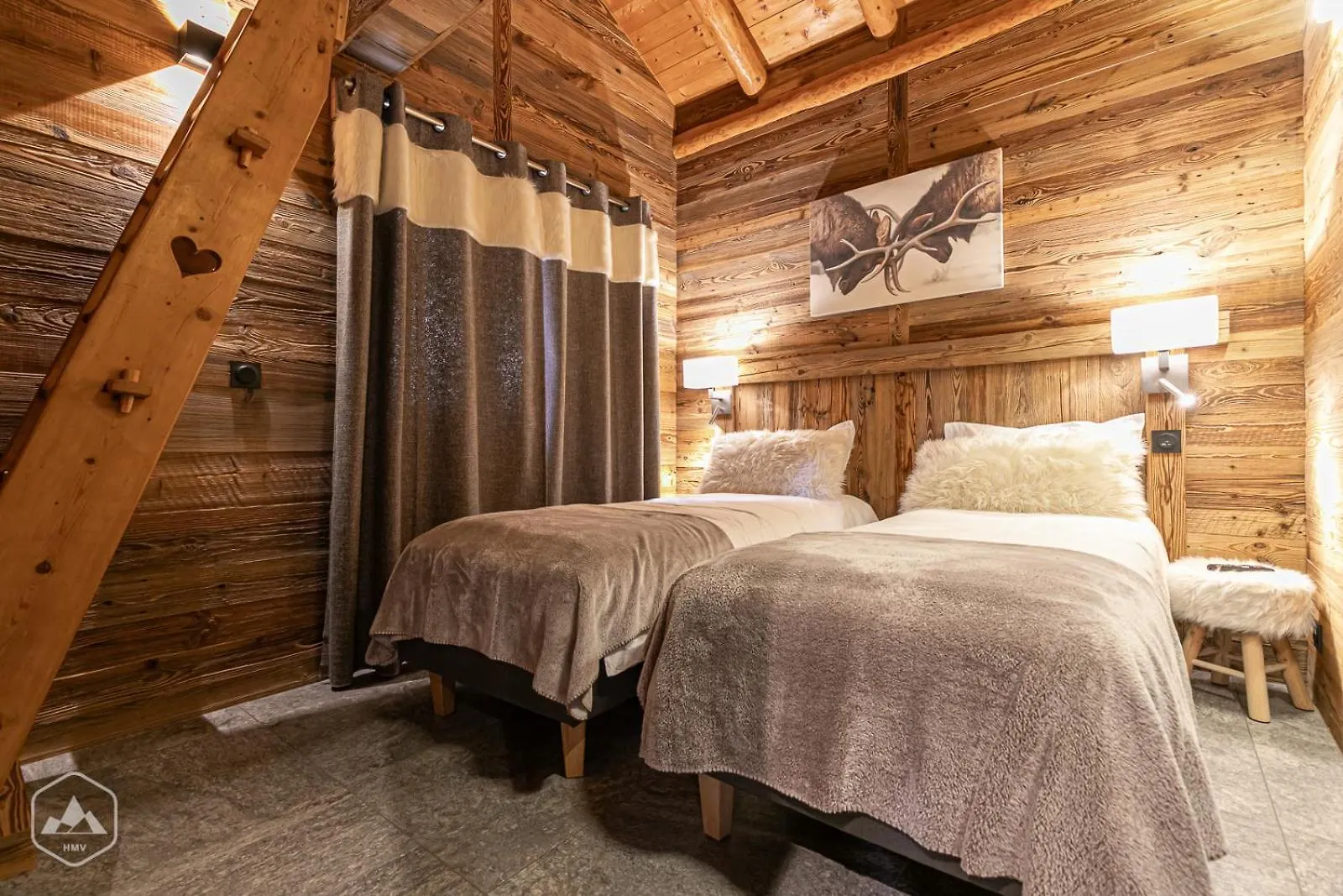 Chalet Les Cocales Residence Sejour Et Nuitees B&B - Appartement Pin Cembro Bessans 0*,